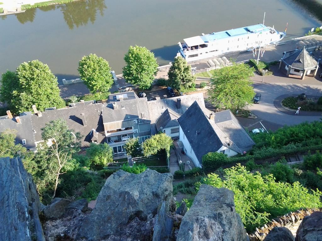 Saar-Mosel-Tal Appartement Konz Buitenkant foto
